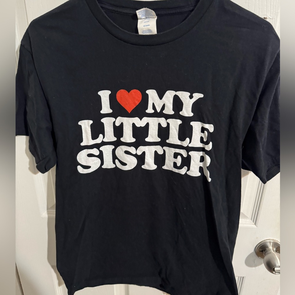 T-Shirt size M